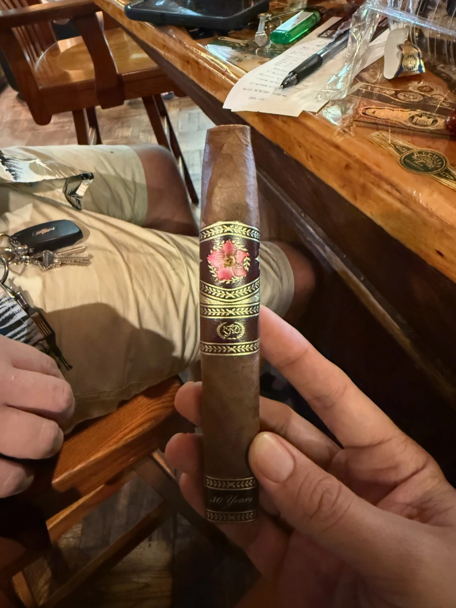 La Flor Dominicana 30 Years