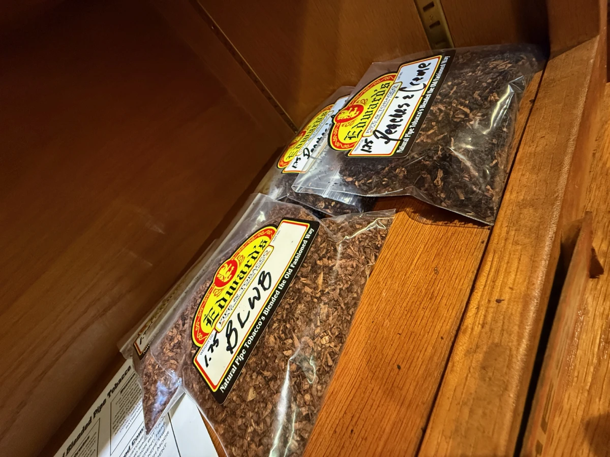 Specialty Pipe Tobacco Blends